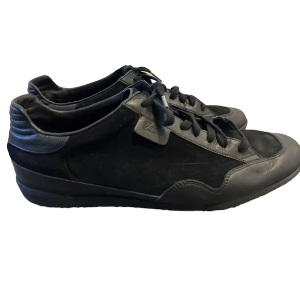 Used Gucci Men’s Black suede leather lace-up sneakers 6.5G